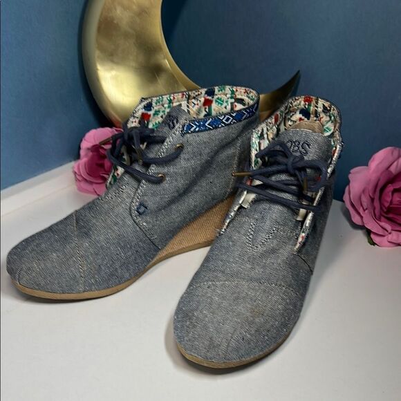 Cute Lace Up Denim Wedge Heel Chucka Booties from Bob's by Sketchers Womens 10 - Picture 9 of 10